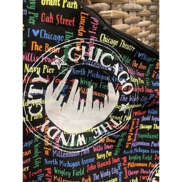 New Vintage Chicago Boutique, Tourist Tote Bag The Windy City Vinyl 15.5 X 14" - Picture 3 of 8